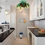 Apartment Puerto Chico A *